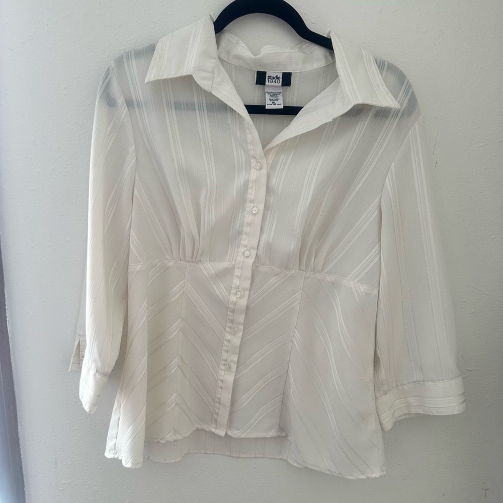 Studio 1940 white blouse with silver threading